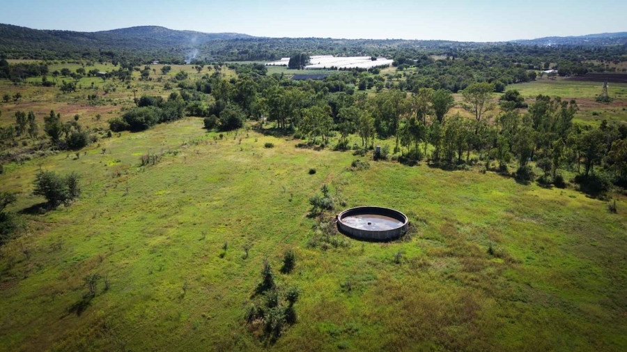 6 Bedroom Property for Sale in Hartbeespoort North West